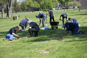 Veteran's Grave Cleanup